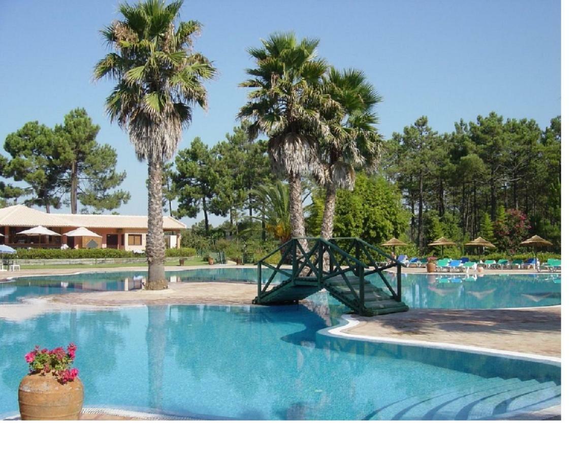Dolphin Aroeira Beach Villa Charneca  Bagian luar foto