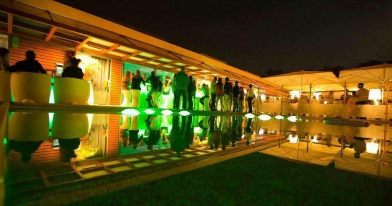 Dolphin Aroeira Beach Villa Charneca  Bagian luar foto